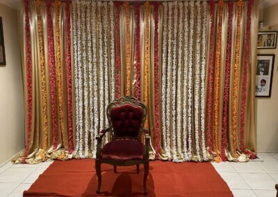 Pupiti simple event decor