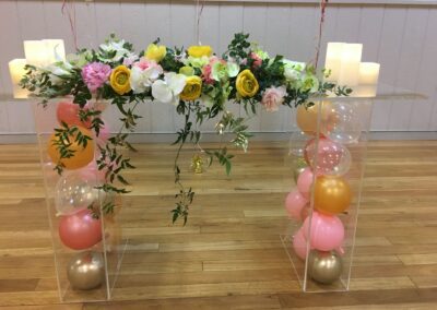 balloon filled cake table